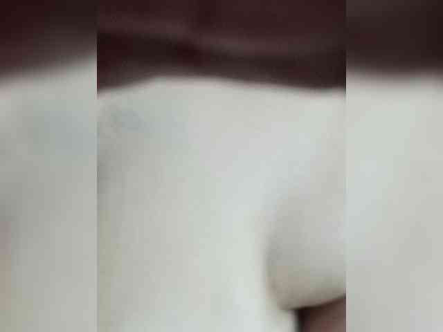 Arethaozz1 webcam