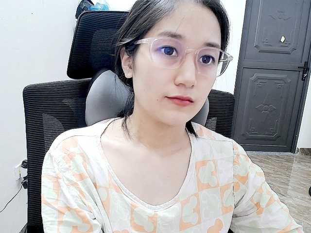 Hana099's BongaCams show and profile