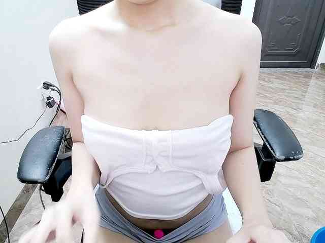 Bella099 webcam