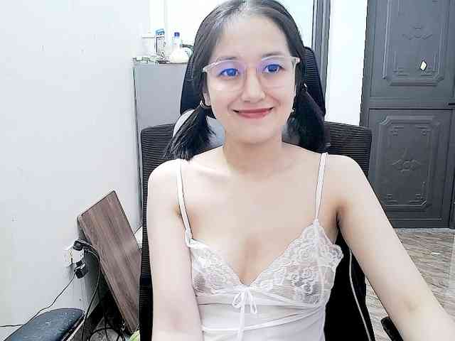 Bella099 webcam