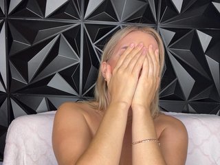 LYALYAtop