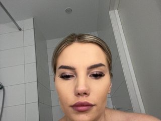 LYALYAtop Porn Show