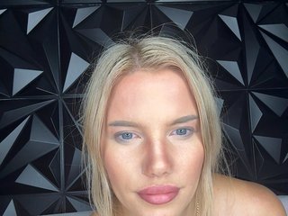 LYALYAtop