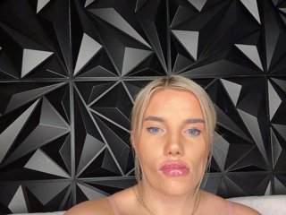 LYALYAtop Porn Show