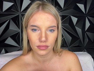 LYALYAtop