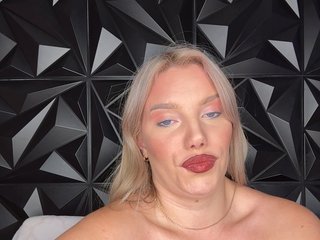 LYALYAtop