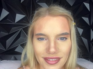 LYALYAtop