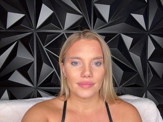 LYALYAtop