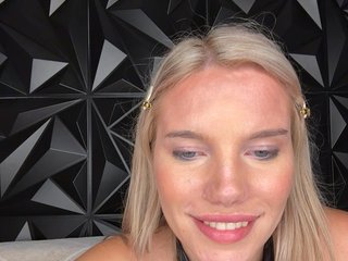 LYALYAtop