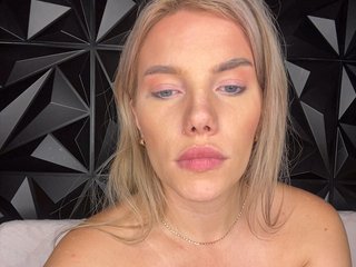 LYALYAtop