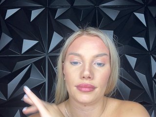 LYALYAtop