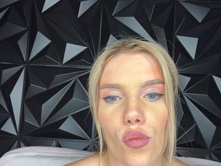 LYALYAtop