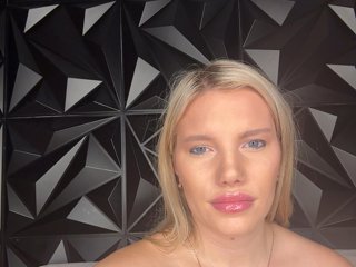 LYALYAtop