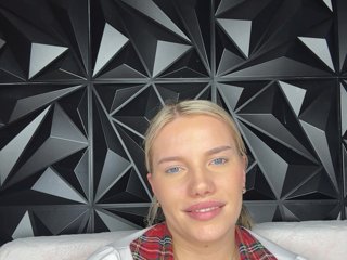 LYALYAtop