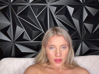LYALYAtop