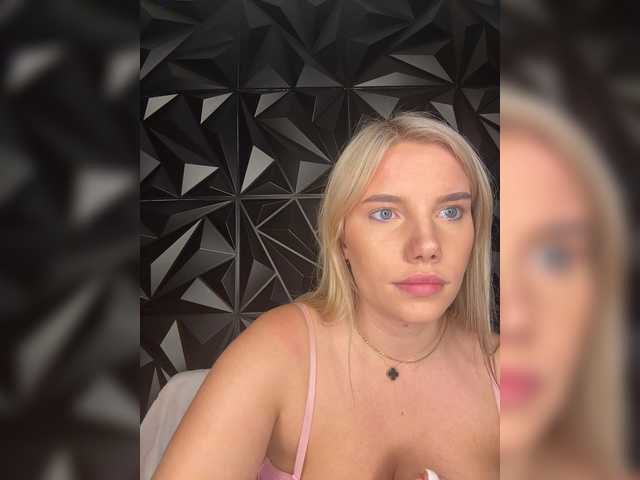 LYALYAtop