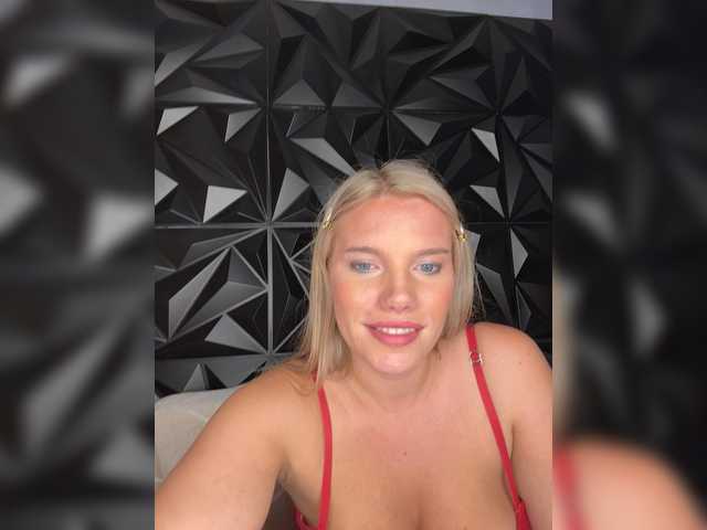 LYALYAtop