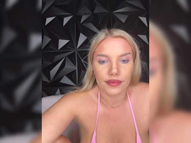 LYALYAtop