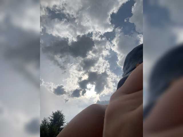 LYLAtop live cam on BongaCams