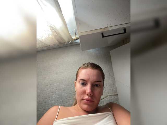 LYALYAtop