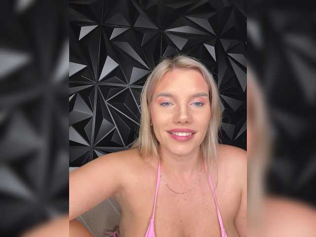 LYALYAtop
