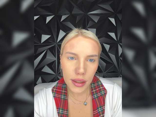 LYALYAtop