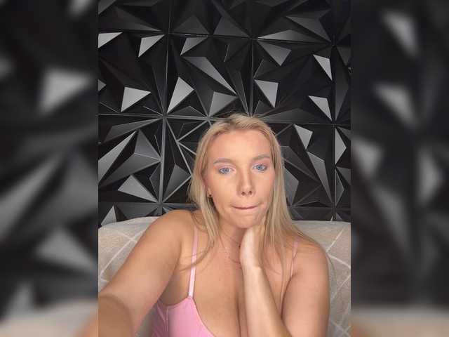 LYALYAtop