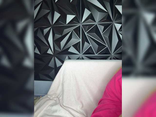 LYLAtop live cam on BongaCams