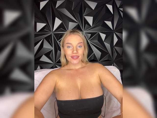 LYLAtop live cam