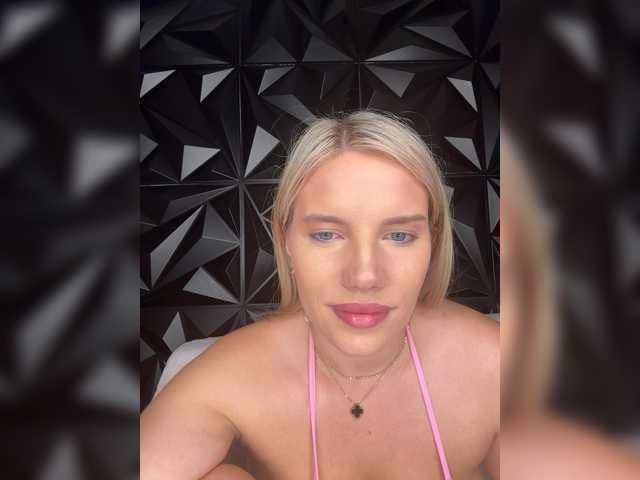 LYALYAtop