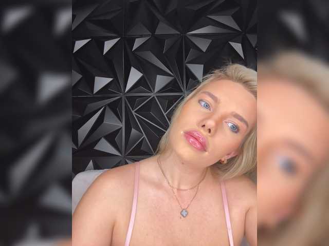 LYALYAtop