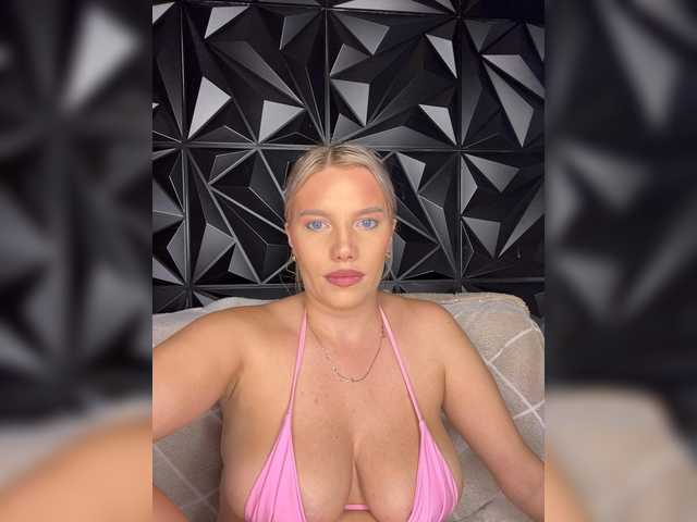 LYALYAtop