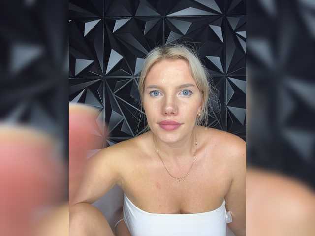 LYLAtop live cam