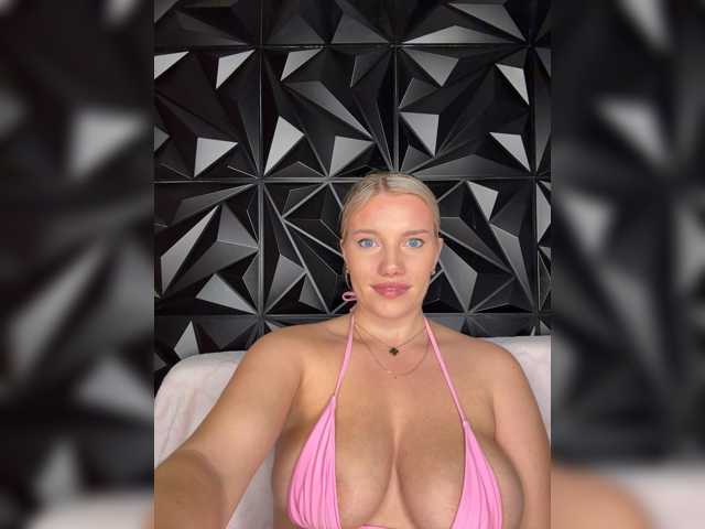LYALYAtop