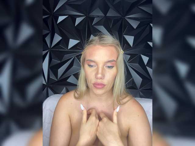 Live трансляция LYALYAtop - slutnetki.online