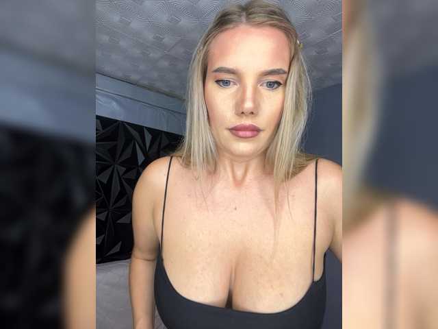 LYLAtop live cam on BongaCams