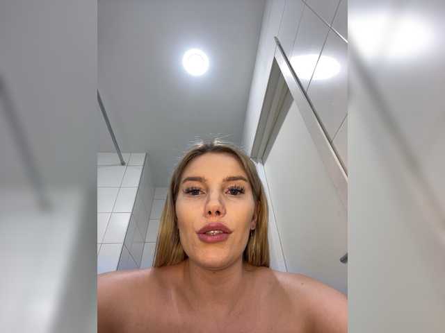 LYALYAtop