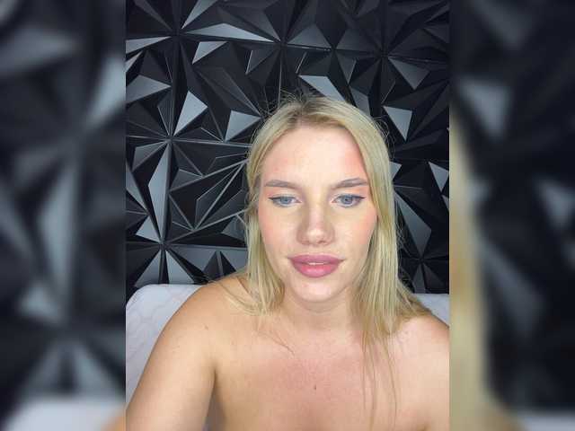 Live трансляция LYALYAtop - slutnetki.online