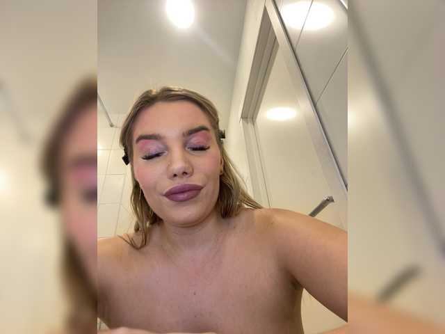 lylatop cam belle