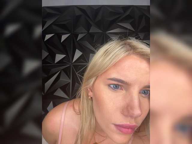LYALYAtop