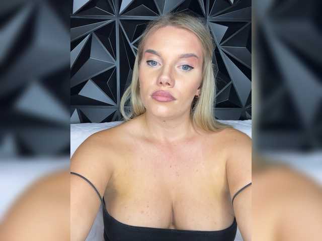LYLAtop live cam