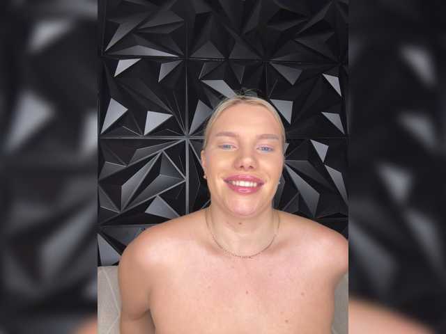 LYALYAtop
