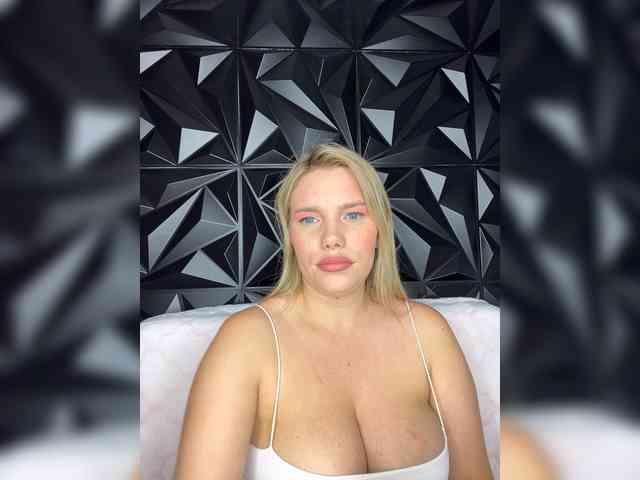 LYLAtop Sex Cam Show