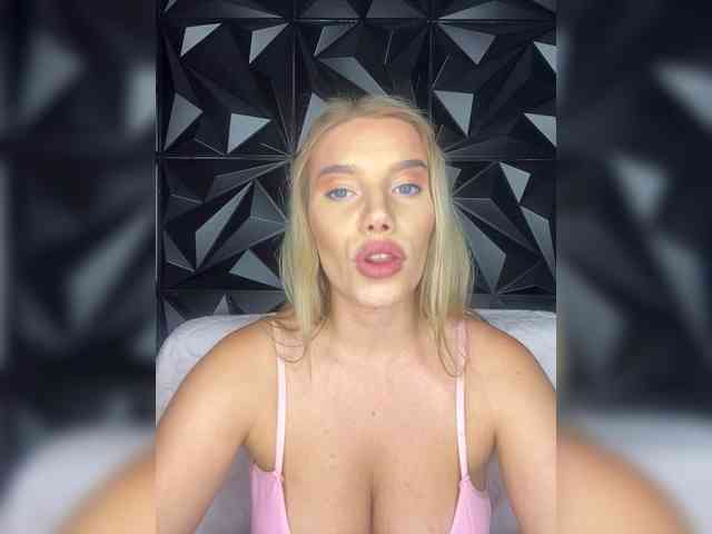 LYLAtop Sex Cam Show