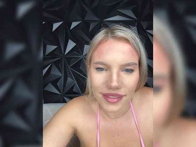 LYALYAtop