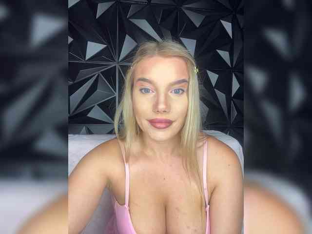 LYLAtop Sex Cam Show