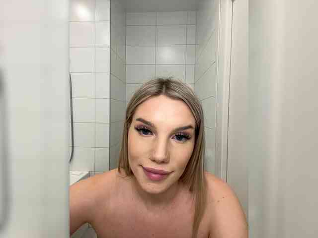 LYALYAtop