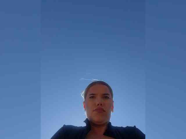 LYALYAtop webcam