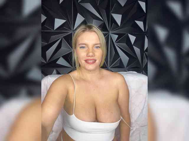 LYLAtop Sex Cam Show