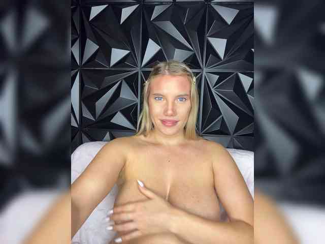 LYLAtop Sex Cam Show